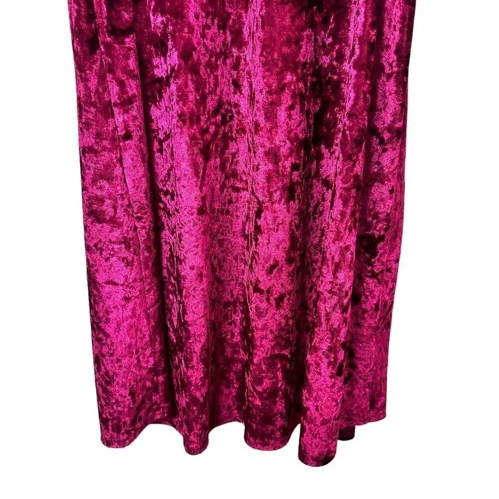 Altar’d State Burgundy Red Crushed Velvet Choker Dress Size Medium - Picture 9 of 13